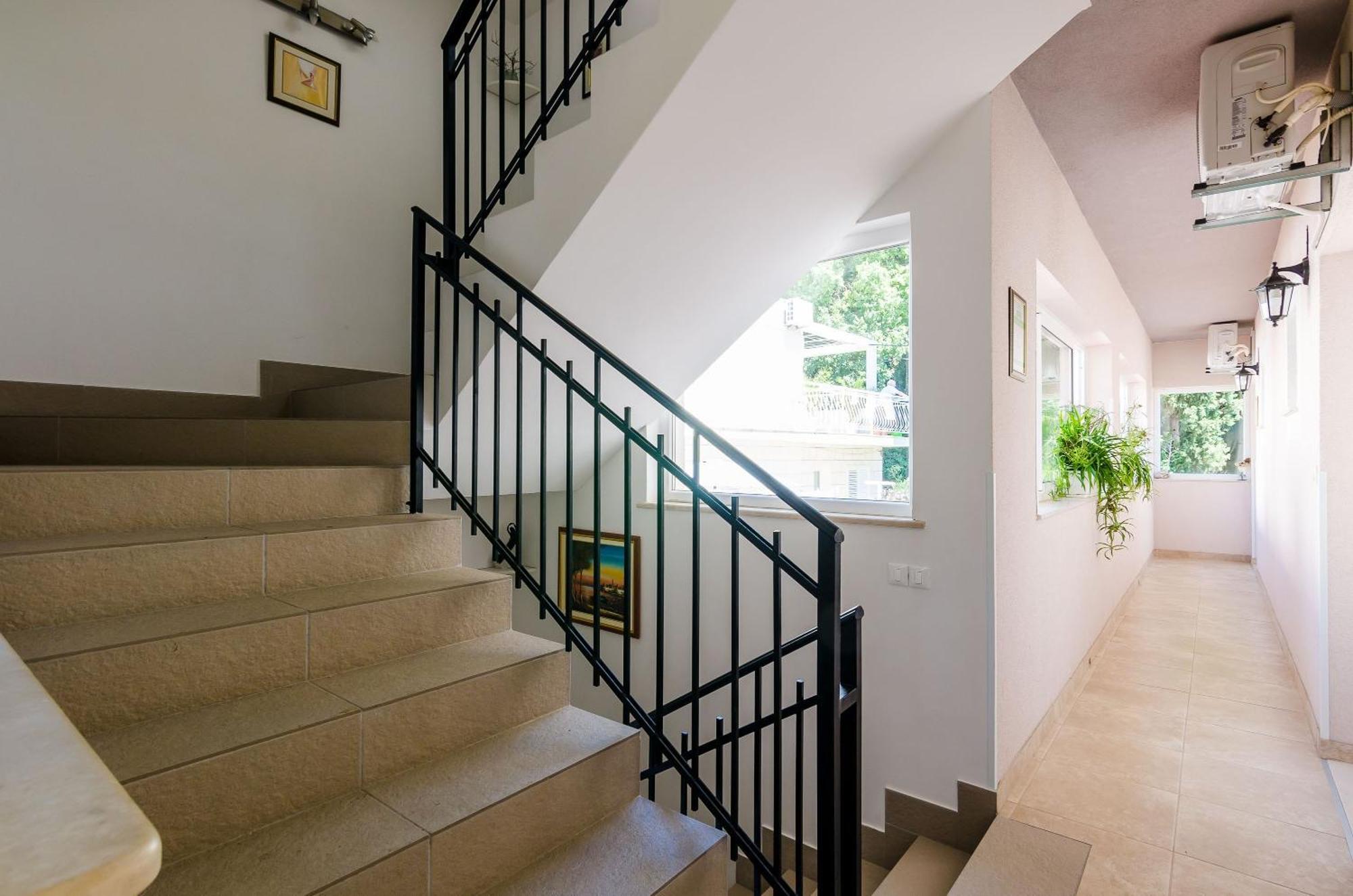 Apartments Villa Aura - Adult Only Ντουμπρόβνικ Εξωτερικό φωτογραφία