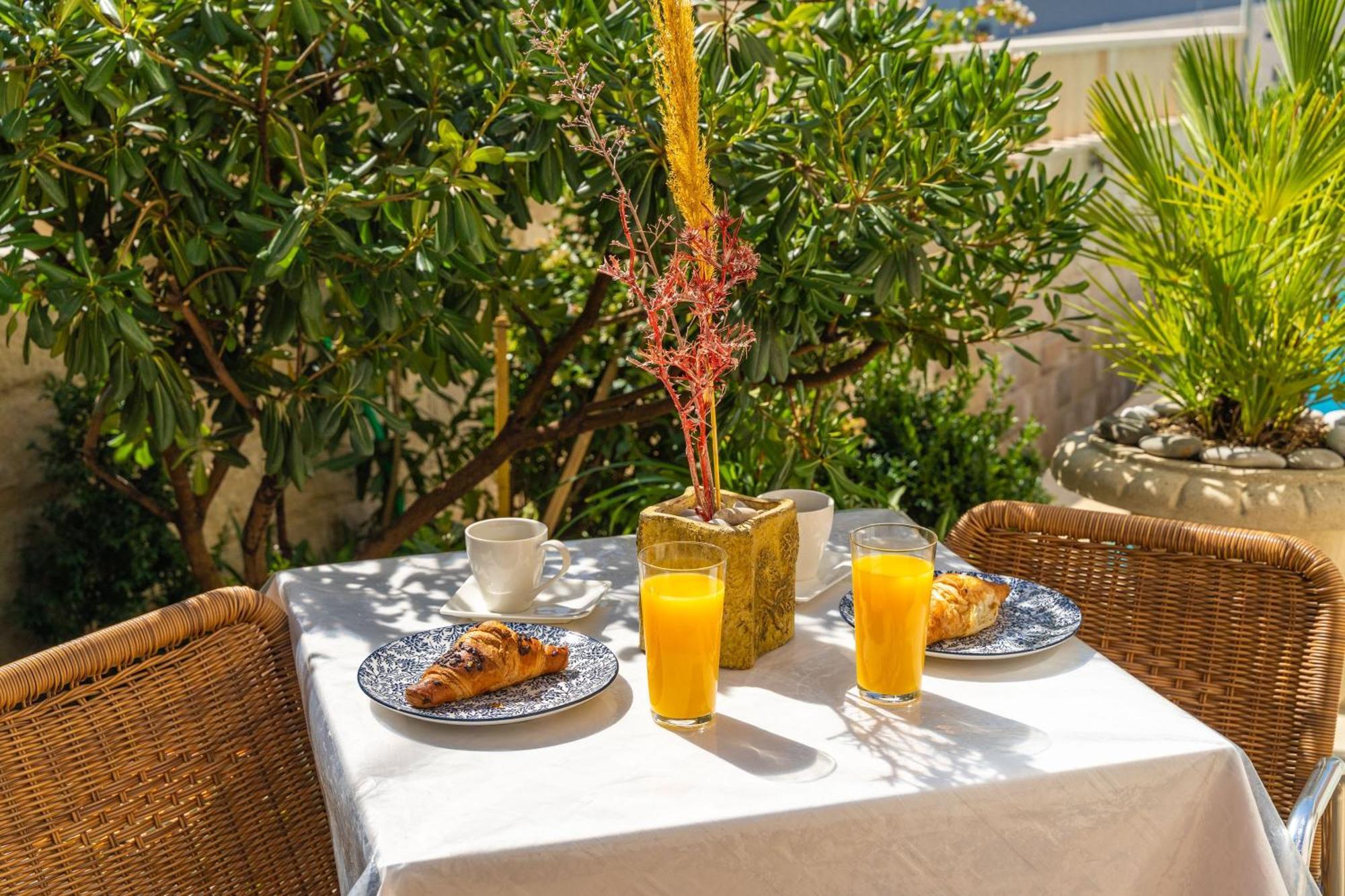 Apartments Villa Aura - Adult Only Ντουμπρόβνικ Εξωτερικό φωτογραφία