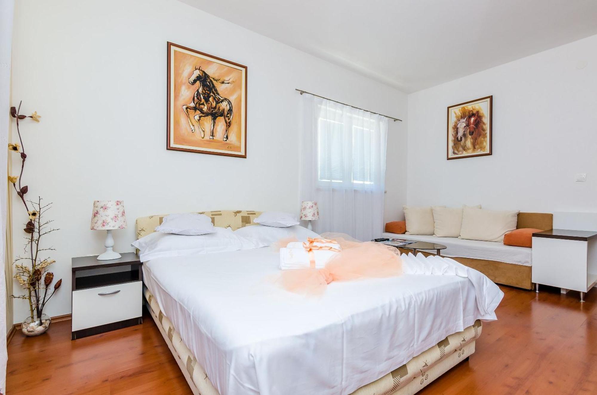 Apartments Villa Aura - Adult Only Ντουμπρόβνικ Εξωτερικό φωτογραφία
